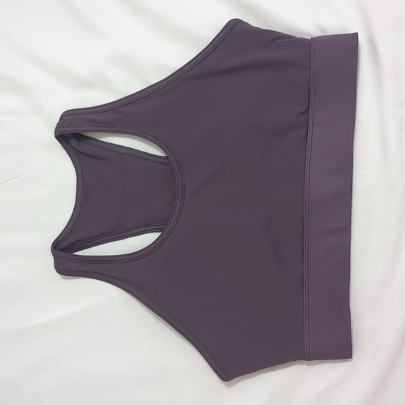 Fabletics On-The-Go Medium Impact Sports Bra, Color Shadow Shine Size L - Picture 4 of 14